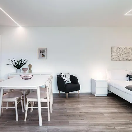 Apartment La Palma 3 By Quokka 360 - With Terrace And View *